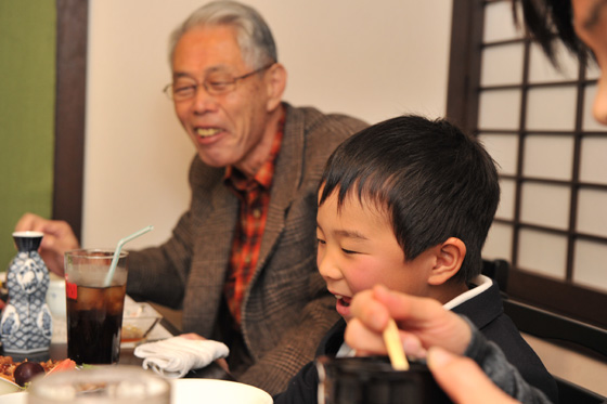 お子様にも大人の方にもご満足いただけるお料理